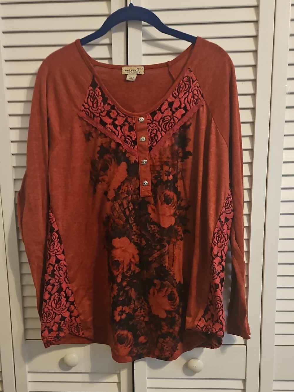 ONE WORLD Rust and Pink Floral Lace-Trim Long Sleeve Shirt
